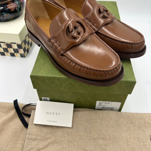 Men’s Gucci interlocking G leather loafers size 7 fits 8 US  made in Italy main image 10